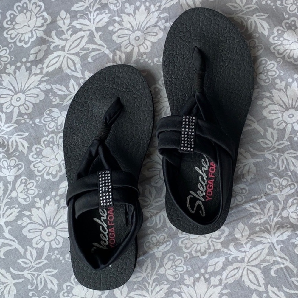 Skechers black Yoga Foam sandal with bling